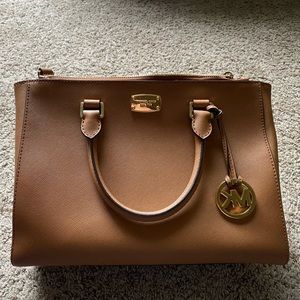 Michael Kors tan bag
